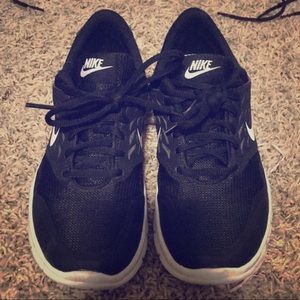 Black & White Nike Shoes